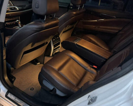 Білий БМВ 5 Серія ГТ, об'ємом двигуна 3.5 л та пробігом 215 тис. км за 15999 $, фото 8 на Automoto.ua