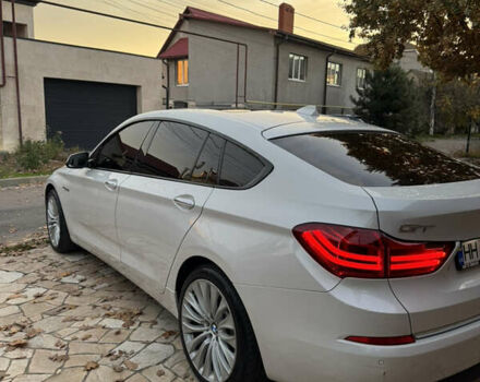 Білий БМВ 5 Серія ГТ, об'ємом двигуна 3.5 л та пробігом 215 тис. км за 15999 $, фото 2 на Automoto.ua