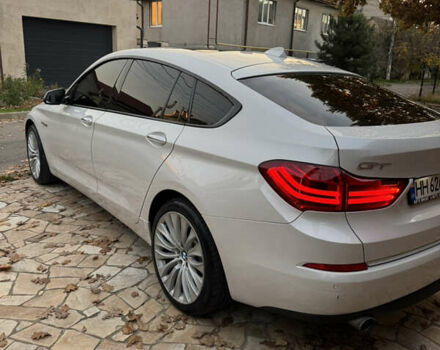 Білий БМВ 5 Серія ГТ, об'ємом двигуна 3.5 л та пробігом 215 тис. км за 15999 $, фото 1 на Automoto.ua