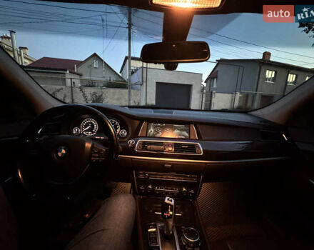 Білий БМВ 5 Серія ГТ, об'ємом двигуна 3.5 л та пробігом 215 тис. км за 15999 $, фото 13 на Automoto.ua