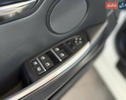 БМВ 5 Серия ГТ 2014 в Днепре (Днепропетровске) на Automoto.ua Белый БМВ 5 Серия ГТ, объемом двигателя 3 л и пробегом 200 тыс. км за 18999 $, фото 16 на Automoto.ua