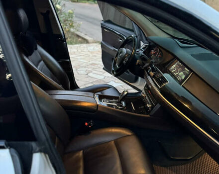 Білий БМВ 5 Серія ГТ, об'ємом двигуна 3.5 л та пробігом 215 тис. км за 15999 $, фото 10 на Automoto.ua