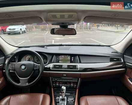 Белый БМВ 5 Серия ГТ, объемом двигателя 3 л и пробегом 156 тыс. км за 15990 $, фото 27 на Automoto.ua