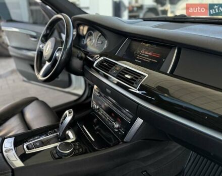 БМВ 5 Серия ГТ 2014 в Днепре (Днепропетровске) на Automoto.ua Белый БМВ 5 Серия ГТ, объемом двигателя 3 л и пробегом 200 тыс. км за 18999 $, фото 29 на Automoto.ua