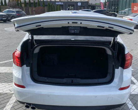 БМВ 5 Серия ГТ 2014 в Ровно на Automoto.ua Белый БМВ 5 Серия ГТ, объемом двигателя 3 л и пробегом 160 тыс. км за 24900 $, фото 23 на Automoto.ua