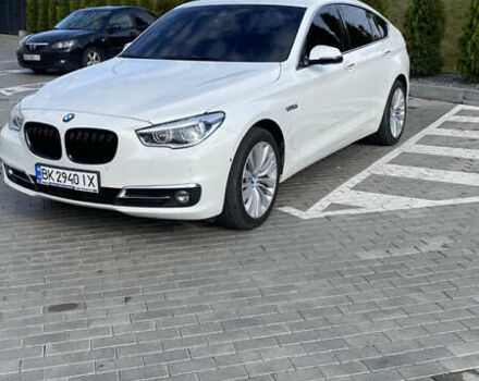 БМВ 5 Серия ГТ 2014 в Ровно на Automoto.ua Белый БМВ 5 Серия ГТ, объемом двигателя 3 л и пробегом 160 тыс. км за 24900 $, фото 1 на Automoto.ua