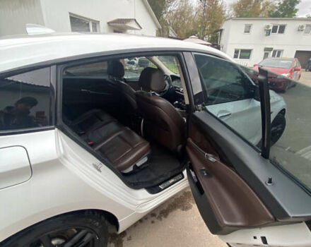 Белый БМВ 5 Серия ГТ, объемом двигателя 3 л и пробегом 204 тыс. км за 18000 $, фото 16 на Automoto.ua