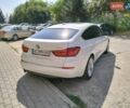 Белый БМВ 5 Серия ГТ, объемом двигателя 3 л и пробегом 192 тыс. км за 15000 $, фото 2 на Automoto.ua
