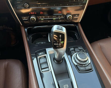 Білий БМВ 5 Серія ГТ, об'ємом двигуна 2 л та пробігом 39 тис. км за 27500 $, фото 7 на Automoto.ua