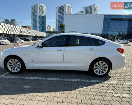 Білий БМВ 5 Серія ГТ, об'ємом двигуна 2 л та пробігом 39 тис. км за 27500 $, фото 13 на Automoto.ua