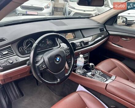 Белый БМВ 5 Серия ГТ, объемом двигателя 2 л и пробегом 205 тыс. км за 23000 $, фото 13 на Automoto.ua