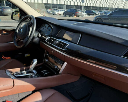 Білий БМВ 5 Серія ГТ, об'ємом двигуна 2 л та пробігом 39 тис. км за 27500 $, фото 5 на Automoto.ua