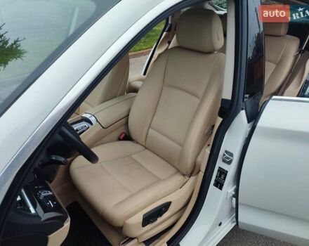 Білий БМВ 5 Серія ГТ, об'ємом двигуна 2 л та пробігом 92 тис. км за 22300 $, фото 28 на Automoto.ua