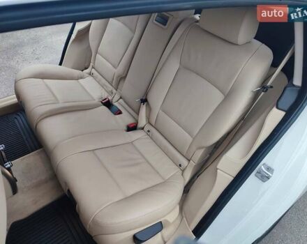 Білий БМВ 5 Серія ГТ, об'ємом двигуна 2 л та пробігом 92 тис. км за 22300 $, фото 37 на Automoto.ua