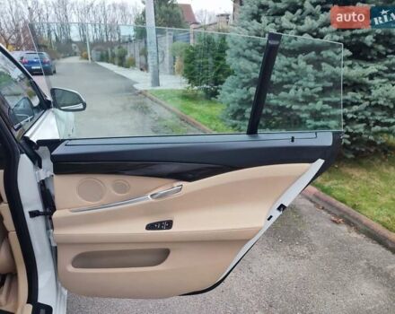 Білий БМВ 5 Серія ГТ, об'ємом двигуна 2 л та пробігом 92 тис. км за 22300 $, фото 43 на Automoto.ua