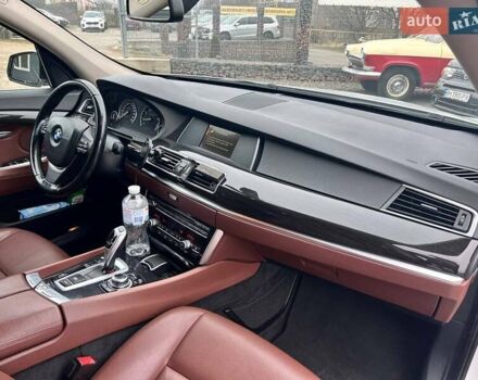 Белый БМВ 5 Серия ГТ, объемом двигателя 2 л и пробегом 205 тыс. км за 23000 $, фото 35 на Automoto.ua