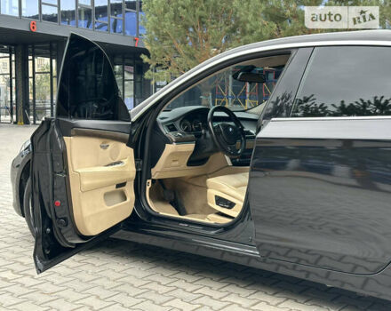 Черный БМВ 5 Серия ГТ, объемом двигателя 3 л и пробегом 200 тыс. км за 17350 $, фото 10 на Automoto.ua