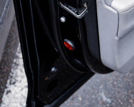 Чорний БМВ 5 Серія ГТ, об'ємом двигуна 3 л та пробігом 210 тис. км за 17000 $, фото 14 на Automoto.ua