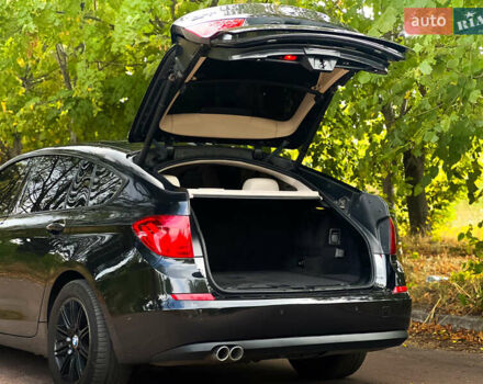 Черный БМВ 5 Серия ГТ, объемом двигателя 3 л и пробегом 330 тыс. км за 15800 $, фото 12 на Automoto.ua
