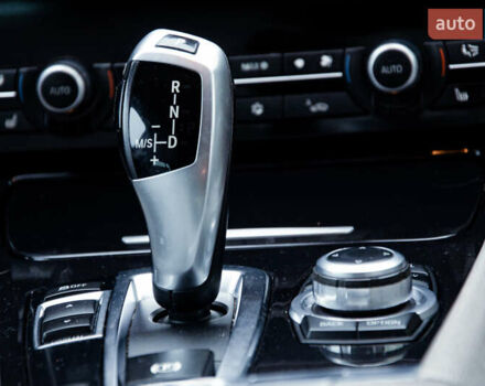 Чорний БМВ 5 Серія ГТ, об'ємом двигуна 3 л та пробігом 210 тис. км за 17000 $, фото 8 на Automoto.ua