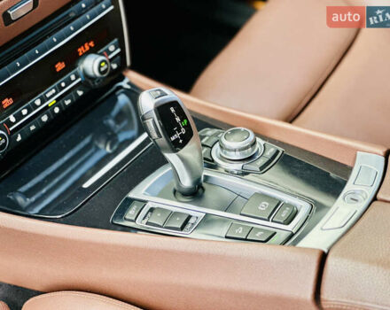 БМВ 5 Серия ГТ 2011 в Киеве на Automoto.ua Черный БМВ 5 Серия ГТ, объемом двигателя 3 л и пробегом 151 тыс. км за 13990 $, фото 37 на Automoto.ua