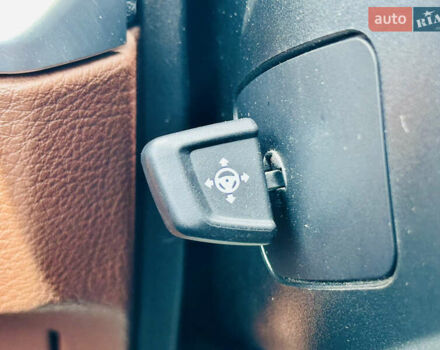 БМВ 5 Серия ГТ 2011 в Киеве на Automoto.ua Черный БМВ 5 Серия ГТ, объемом двигателя 3 л и пробегом 151 тыс. км за 13990 $, фото 67 на Automoto.ua