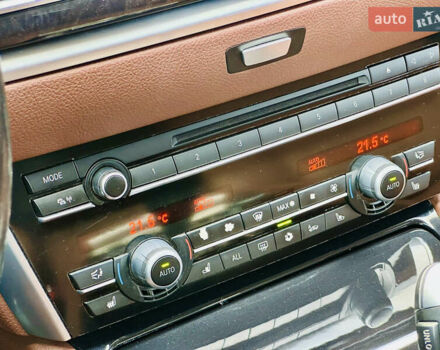 БМВ 5 Серия ГТ 2011 в Киеве на Automoto.ua Черный БМВ 5 Серия ГТ, объемом двигателя 3 л и пробегом 151 тыс. км за 13990 $, фото 72 на Automoto.ua