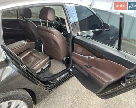 Черный БМВ 5 Серия ГТ, объемом двигателя 2 л и пробегом 194 тыс. км за 22300 $, фото 16 на Automoto.ua