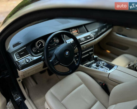Чорний БМВ 5 Серія ГТ, об'ємом двигуна 2 л та пробігом 109 тис. км за 19900 $, фото 6 на Automoto.ua