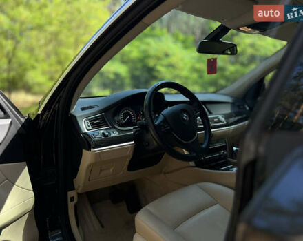 Чорний БМВ 5 Серія ГТ, об'ємом двигуна 2 л та пробігом 109 тис. км за 19900 $, фото 5 на Automoto.ua