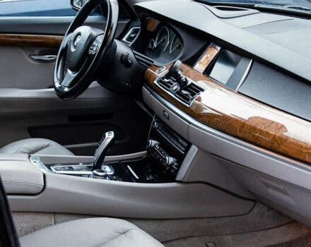 Чорний БМВ 5 Серія ГТ, об'ємом двигуна 3 л та пробігом 210 тис. км за 17000 $, фото 1 на Automoto.ua