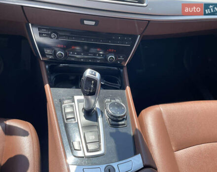 Коричневый БМВ 5 Серия ГТ, объемом двигателя 2 л и пробегом 207 тыс. км за 19999 $, фото 15 на Automoto.ua