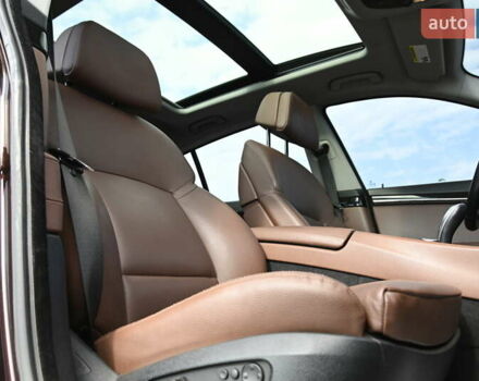 Красный БМВ 5 Серия ГТ, объемом двигателя 3 л и пробегом 221 тыс. км за 16400 $, фото 52 на Automoto.ua