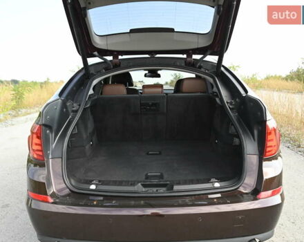 Красный БМВ 5 Серия ГТ, объемом двигателя 3 л и пробегом 221 тыс. км за 16400 $, фото 35 на Automoto.ua