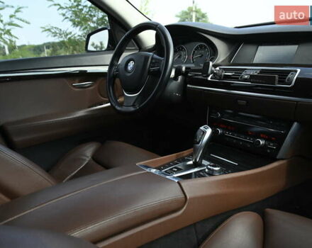 Красный БМВ 5 Серия ГТ, объемом двигателя 3 л и пробегом 221 тыс. км за 16400 $, фото 42 на Automoto.ua