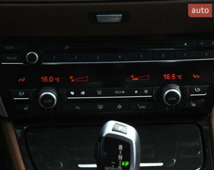 Красный БМВ 5 Серия ГТ, объемом двигателя 3 л и пробегом 221 тыс. км за 16400 $, фото 45 на Automoto.ua