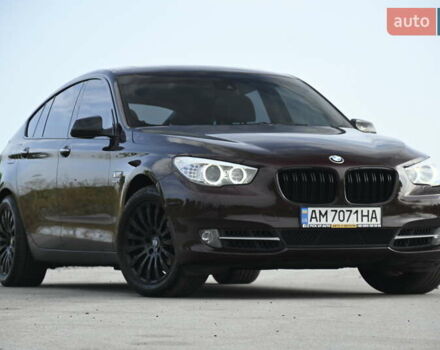 Красный БМВ 5 Серия ГТ, объемом двигателя 3 л и пробегом 221 тыс. км за 16400 $, фото 1 на Automoto.ua