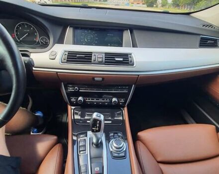 Красный БМВ 5 Серия ГТ, объемом двигателя 3 л и пробегом 286 тыс. км за 20450 $, фото 3 на Automoto.ua