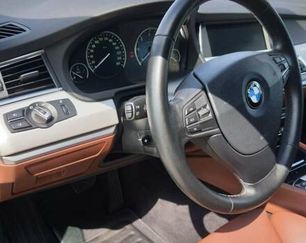 Красный БМВ 5 Серия ГТ, объемом двигателя 3 л и пробегом 286 тыс. км за 20450 $, фото 43 на Automoto.ua