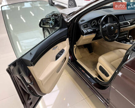 Красный БМВ 5 Серия ГТ, объемом двигателя 2 л и пробегом 165 тыс. км за 19500 $, фото 8 на Automoto.ua