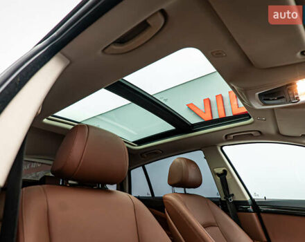 БМВ 5 Серия ГТ 2017 в Киеве на Automoto.ua Красный БМВ 5 Серия ГТ, объемом двигателя 2 л и пробегом 171 тыс. км за 19619 $, фото 21 на Automoto.ua