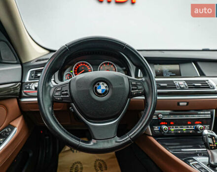 БМВ 5 Серия ГТ 2017 в Киеве на Automoto.ua Красный БМВ 5 Серия ГТ, объемом двигателя 2 л и пробегом 171 тыс. км за 19619 $, фото 12 на Automoto.ua