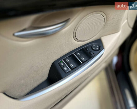 Красный БМВ 5 Серия ГТ, объемом двигателя 2 л и пробегом 165 тыс. км за 19500 $, фото 9 на Automoto.ua