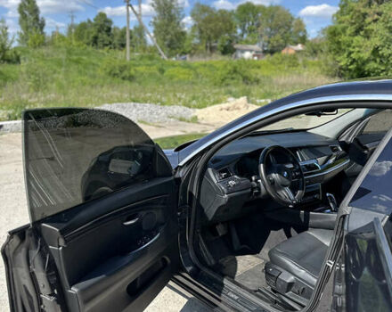 Серый БМВ 5 Серия ГТ, объемом двигателя 3 л и пробегом 367 тыс. км за 12999 $, фото 10 на Automoto.ua