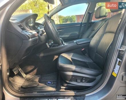 Серый БМВ 5 Серия ГТ, объемом двигателя 2.98 л и пробегом 192 тыс. км за 14300 $, фото 10 на Automoto.ua