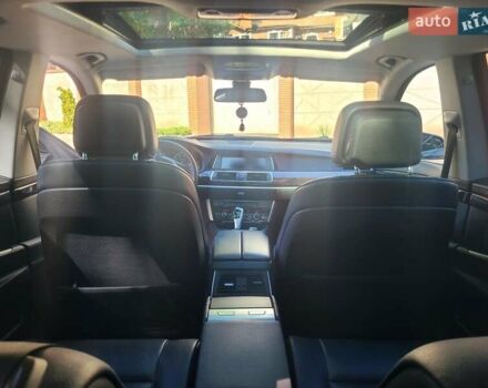 Серый БМВ 5 Серия ГТ, объемом двигателя 2.98 л и пробегом 192 тыс. км за 14300 $, фото 16 на Automoto.ua