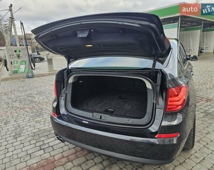 Серый БМВ 5 Серия ГТ, объемом двигателя 2 л и пробегом 109 тыс. км за 17600 $, фото 41 на Automoto.ua