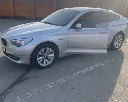 Серый БМВ 5 Серия ГТ, объемом двигателя 2.98 л и пробегом 205 тыс. км за 12000 $, фото 1 на Automoto.ua