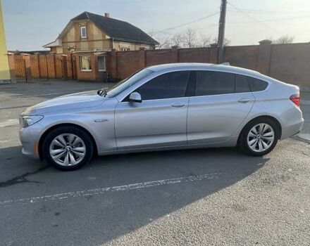 Серый БМВ 5 Серия ГТ, объемом двигателя 2.98 л и пробегом 205 тыс. км за 12000 $, фото 2 на Automoto.ua
