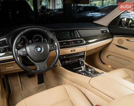 Серый БМВ 5 Серия ГТ, объемом двигателя 2.99 л и пробегом 196 тыс. км за 22900 $, фото 11 на Automoto.ua